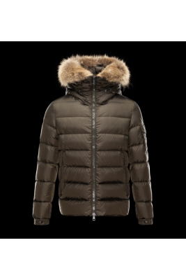2017 New Style Moncler Down Jackets Mens Brief Paragraph Brown