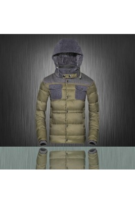 2017 New Style Moncler Top Quality Down Jackets For Men Green