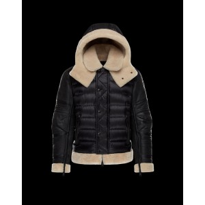 2017 New Style Moncler Down Jackets Mens Single Breasted Raccoon Fur Collar Black