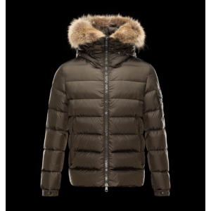 2017 New Style Moncler Down Jackets Mens Brief Paragraph Brown