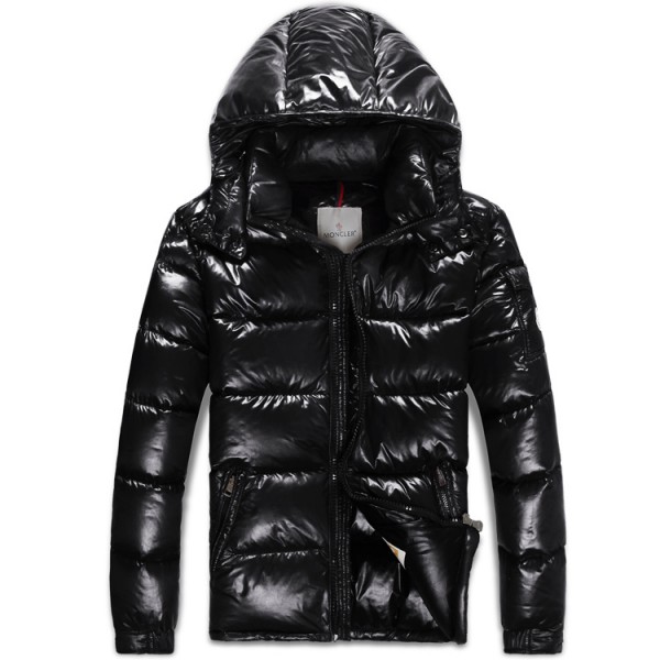 2017 New Style Moncler Classic Mens Down Jackets Smooth Shiny Fabric Black